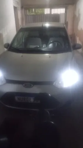 Ford Fiesta Sedan 1.0 8V Flex 4P 2011