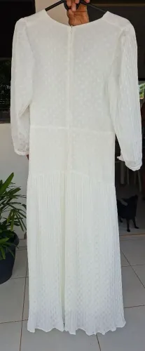 Vestido branco midi marca Lana Rosa