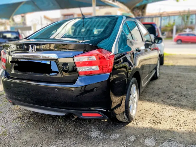 Honda City Sedan LX 1.5 Flex 16V 4P Mec. 2013