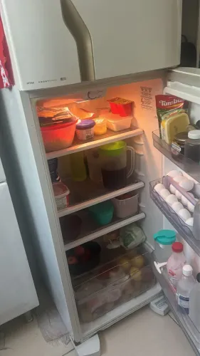 Geladeira usada para vender