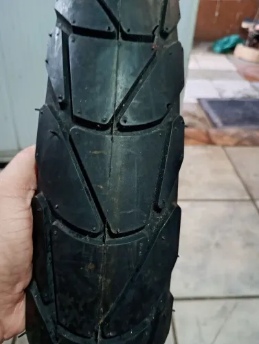 Pneu 90/90/21 0km nômade maggion