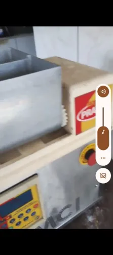 Máquina de fazer salgadinho 