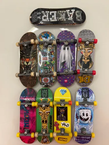Skate de dedo profissional com 2 pistas e 8 skates tech deck