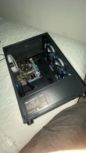 PC EM BOM ESTADO NOVO