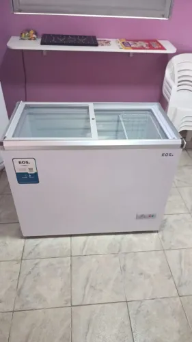 FREEZER EOS PORTA DE VIDRO. IDEAL ORA SOVETES AÇAÍ E PICOLÉS