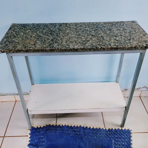 Mesa , aparador