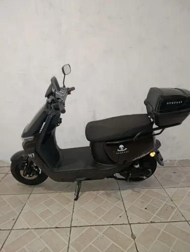 Scooter elétrica tomate ufofast n7 1000w