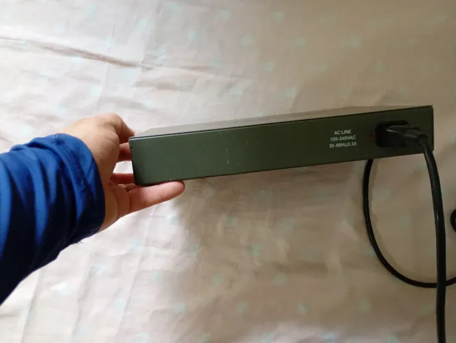 d-link des-1024d fhast 100 24 portas