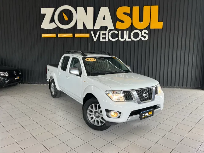 Nissan Frontier SL CD 4X4 2.5tb Diesel AUT 2013