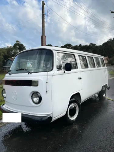 Volkswagen Kombi Standard/ Luxo/ Serie Prata 1981