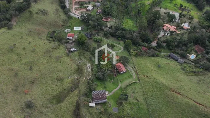 Chácara c/ área de 10.371,00 m² no bairro José da Rosa em São Bento do Sapucaí