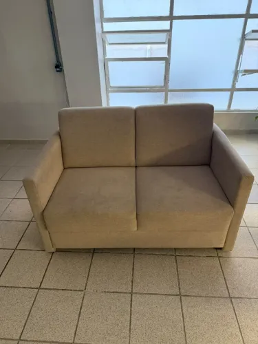 Sofá 2 lugares bege - ótimo estado