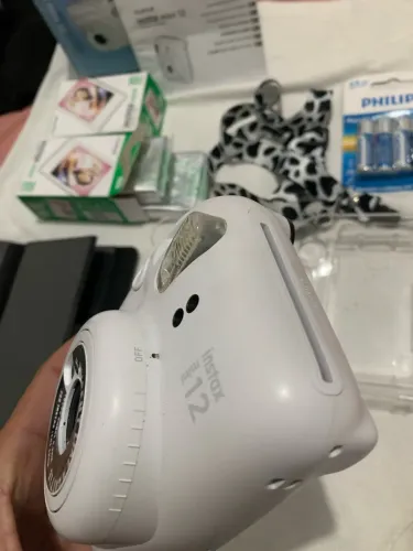 Câmera Instantânea INSTAX mini 12