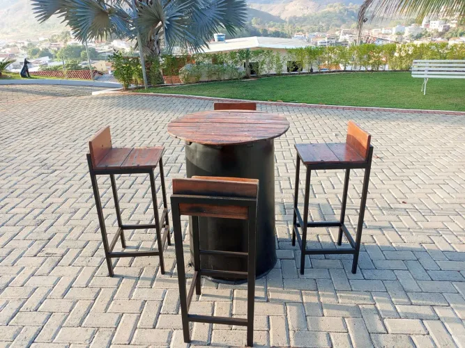Tambor mais banquetas