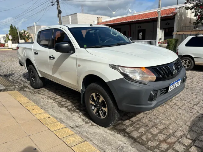 Mitsubishi L200 Triton Sport GL 2.4 Diesel 2023