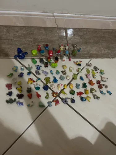 Lote de Miniaturas Pokemon