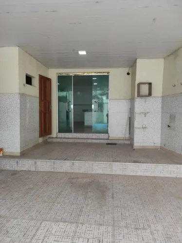 ALUGO CASA COM 03 QTOS COM 2 PISO E PISCINA