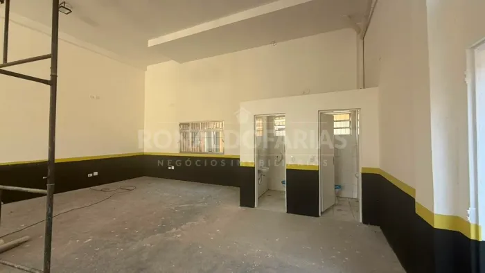 Galpão comercial para locação próximo ao Autódromo de Interlagos