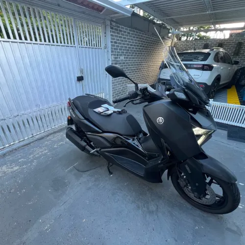 Yamaha XMax 250 Connected 2025