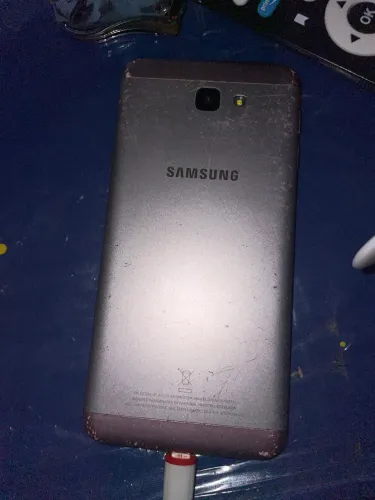 Vendo j5 prime