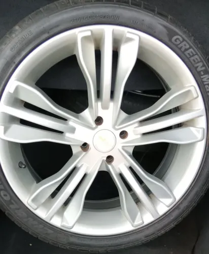 Aro 18 215/40 4x100