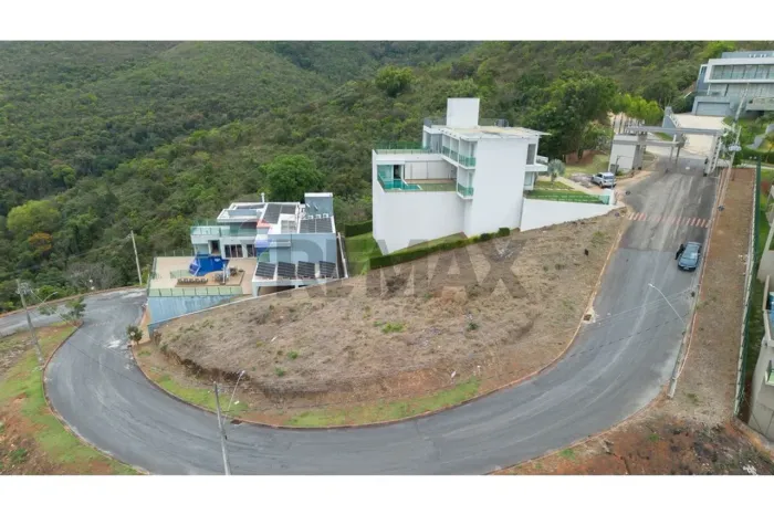 "Terreno Lake View em Escarpas do Lago, MG - Imperdível!"