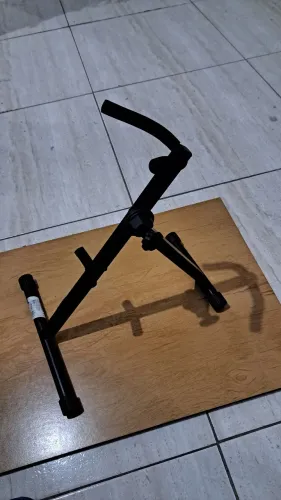 Suporte de sax tenor 