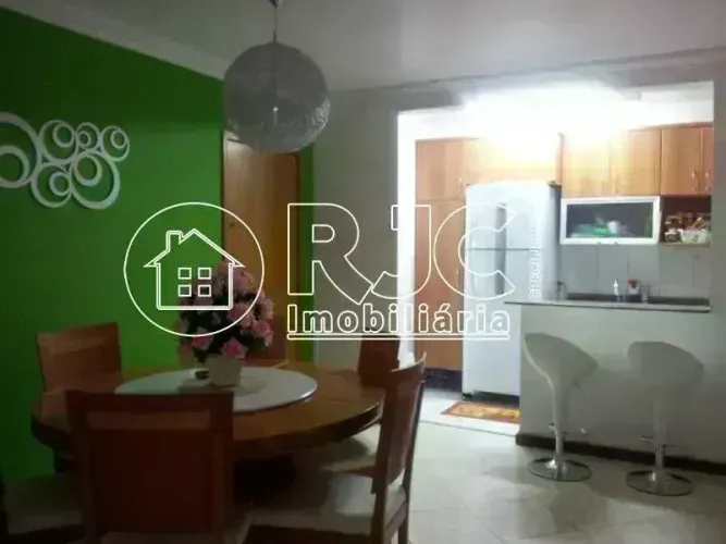 Imóvel para venda possui 62 metros quadrados com 2 quartos em Praça Seca - Rio de Janeiro 