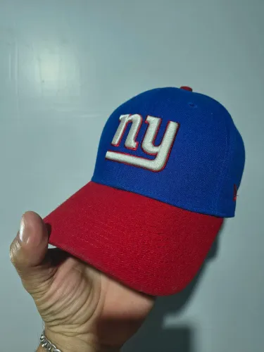 Vendo boné new era
