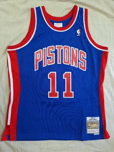 Regata NBA ORIGINAL Mitchel&Ness tamanho G do Detroit Pistons jogador Isiah Thomas 