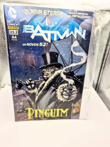 HQ Vilania Eterna Batman Pinguim Capa Metalizada 23.2