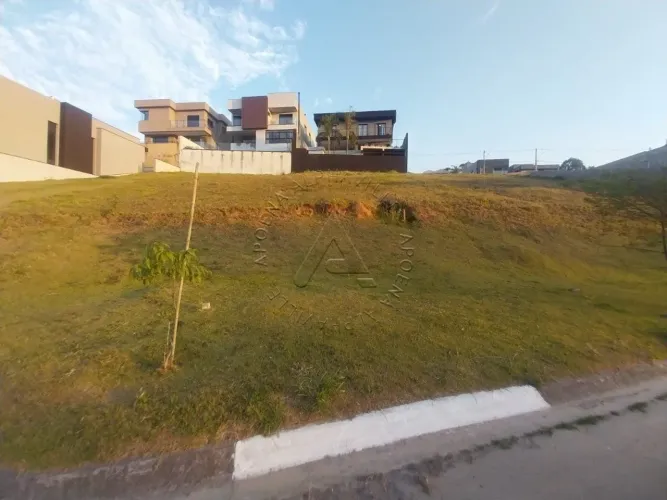 TERRENO A VENDA NO SANTA ANA