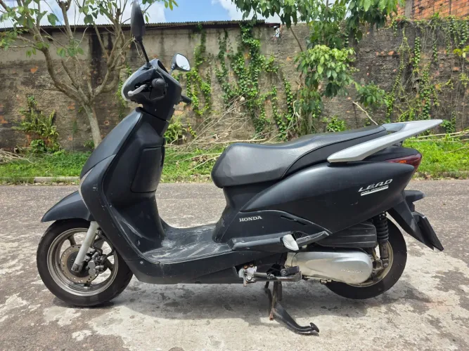 Honda Lead 110 - Castanhal