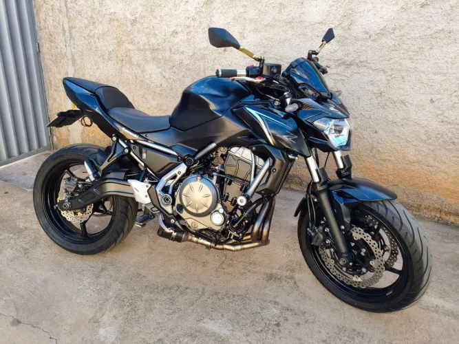 Vendo ou troco em outra moto 600 pra cima