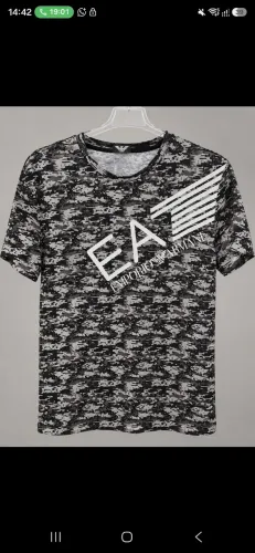 Camiseta empório armani tam M 