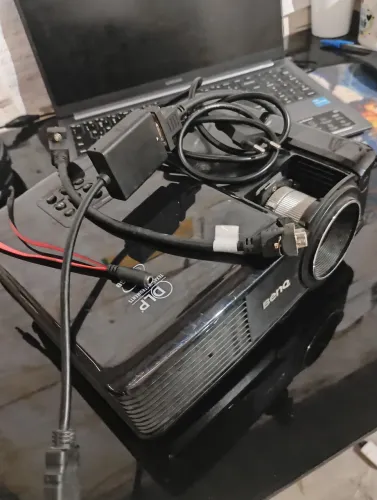 Projetor Benq profissional alta qualidade 