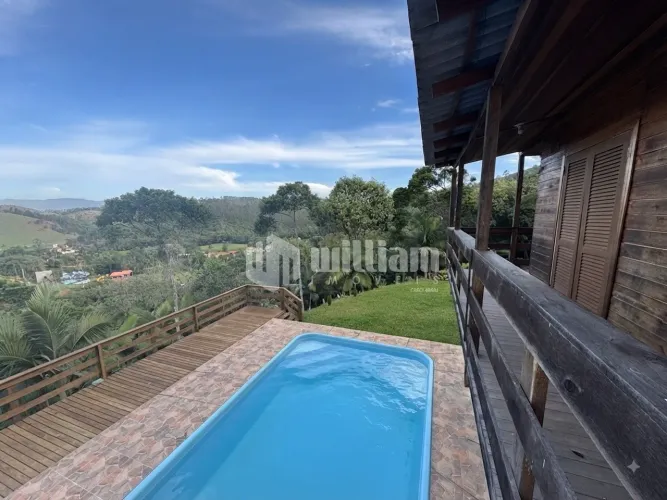 Sítio com Casa de Madeira Mobiliada e Piscina em Meio à Natureza Moura, Canelinha/SC