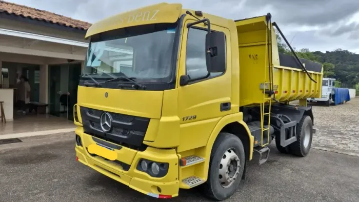 M.Benz Atego 1729 - 2012 -Caçamba - Otimo Estado 
