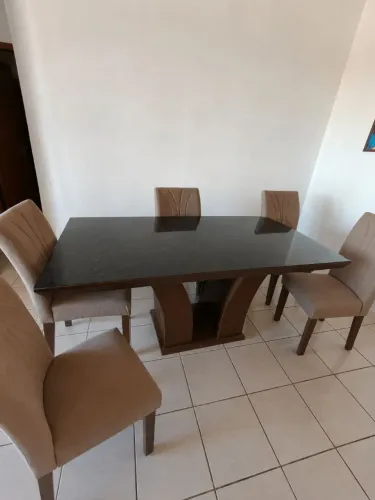Mesa de jantar 6 lugares