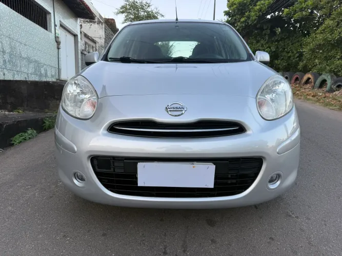 Nissan March S 1.0 16V Flex Fuel 5P 2013