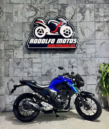 Yamaha FZ25 ABS 2024 MUITO CONSERVADA