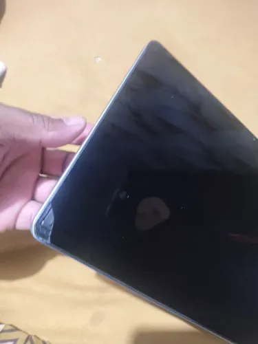 Tablet 4shared pad6 com a tela quebrada 