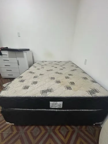 CAMA DE CASAL USADA