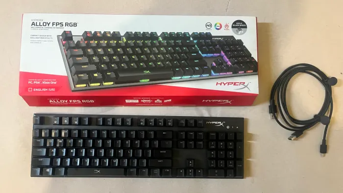 Teclado mecânico HyperX Alloy FPS RGB (USADO)