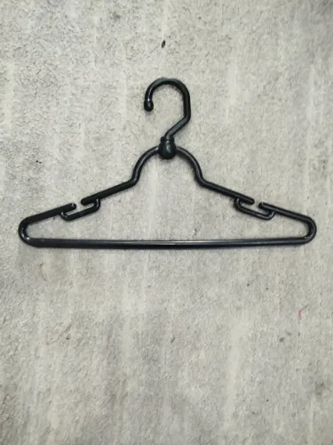 Cabide giratório preto kit com 12 cabides