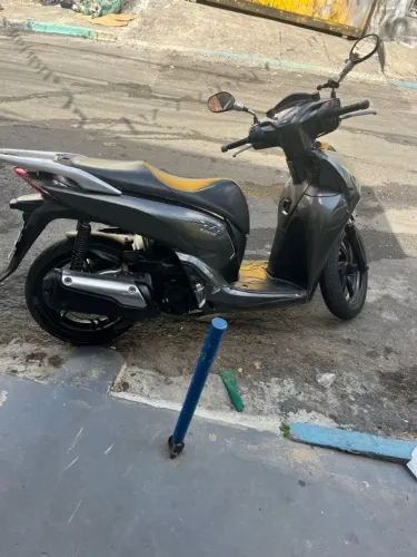 Sh300i honda