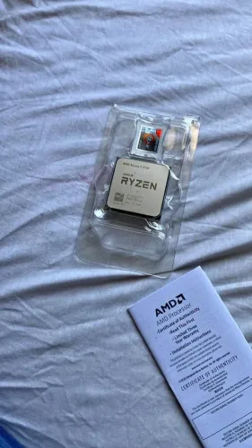 Novo Processador Ryzen 7 5700 Com Caixa