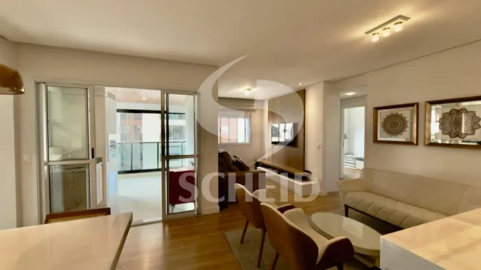 Locação Apartamento mobiliado com 2 quartos, varanda com churrasqueira, 02 vagas de garage