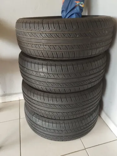 Pneus novos 215:60:16 pedida 1800