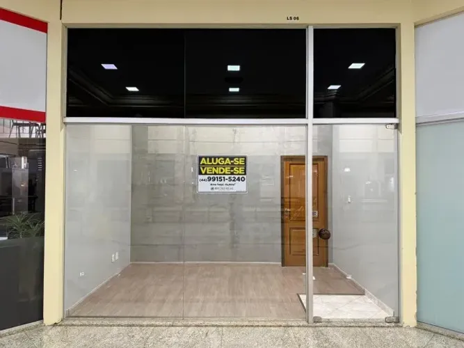 SALA COMERCIAL / 75m² / CENTRO EMPRESARIAL ROYAL PLAZA / MARINGÁ-PR